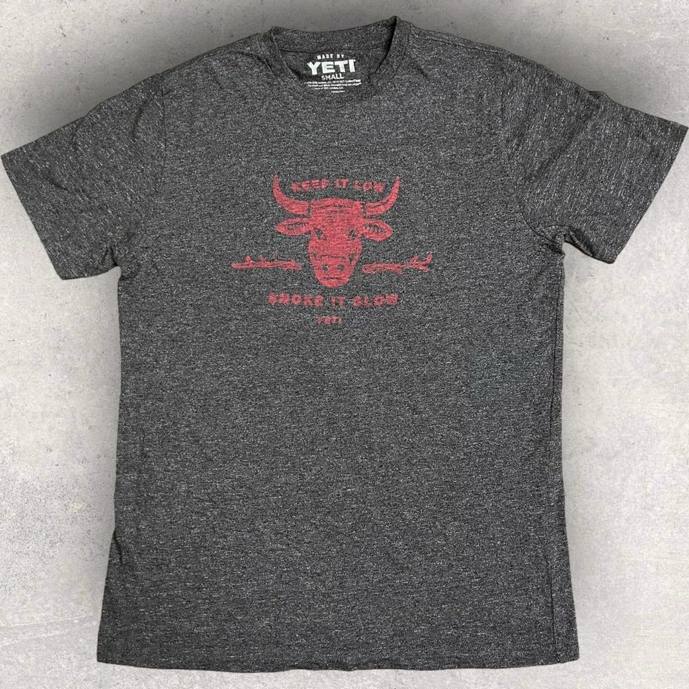Yeti Brand Short Sleeve Athletic‎ Style Graphic T Shirt Gray Red Size Small